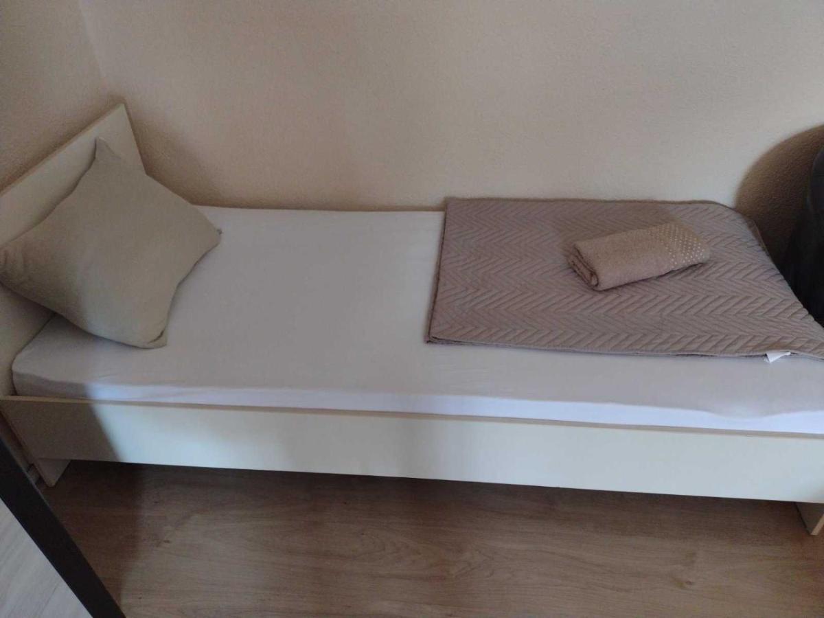 Shale Apartments And Rooms Gewgelija Zewnętrze zdjęcie